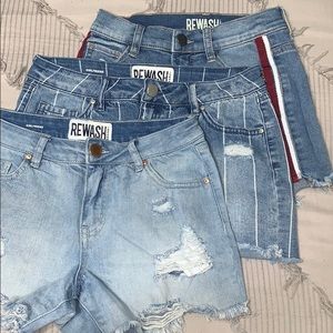woman’s denim shorts size 0